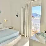 Anita & Milos Adamantas (Milos)