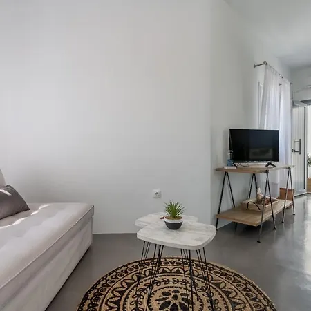 아파트호텔 Anita & Milos 아다마스