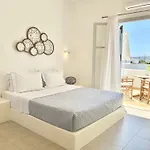 Anita & Milos מלון דירות 3*