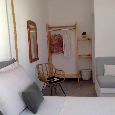 Apartahotel Anita & Milos Adamantas (Milos)