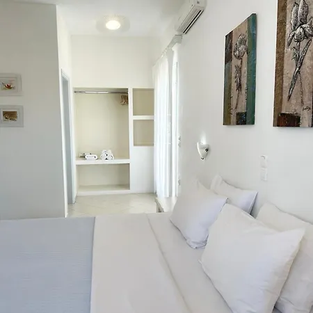 Anita & Milos 3*